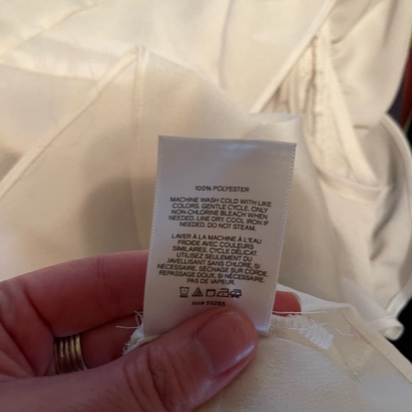 Express Ruffle Sleeveless Top - Picture 3 of 5